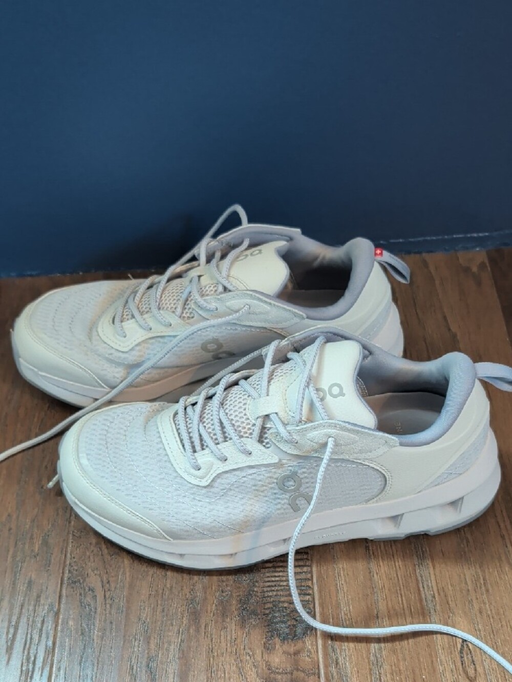 On Cloudzone Moon Running Women's Athletic Sneakers in White and Lavender - Picture 4 of 7